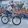 AVASTA Single-Speed Fixed Gear Urban Commuter Fixie Bike Flip Flop Hub Bicycle, Multiple Colors(White)